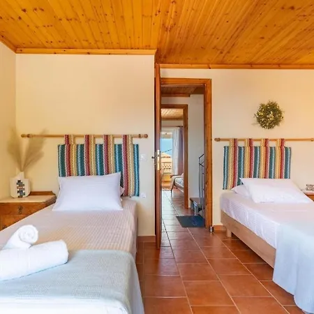 Tsoukali House Ferienhaus